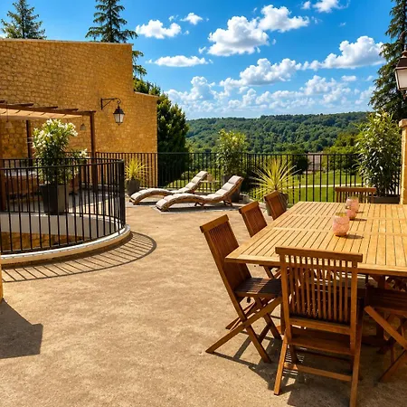 Domaine De Giverzac - Chesterfield Domme