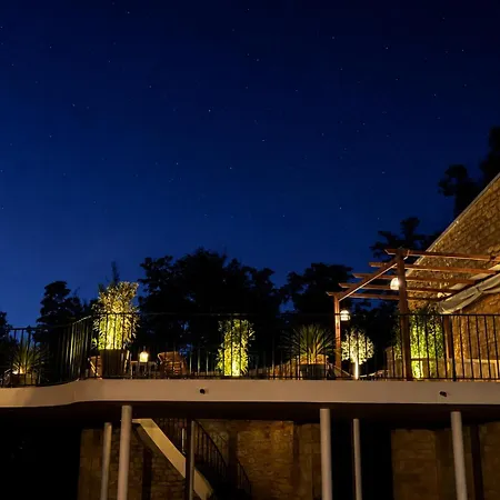 Domaine De Giverzac - Chesterfield Nyaraló